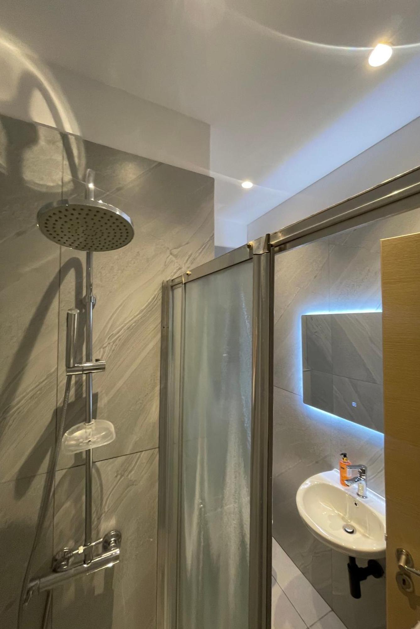 Pog Apartments Tirana Zewnętrze zdjęcie