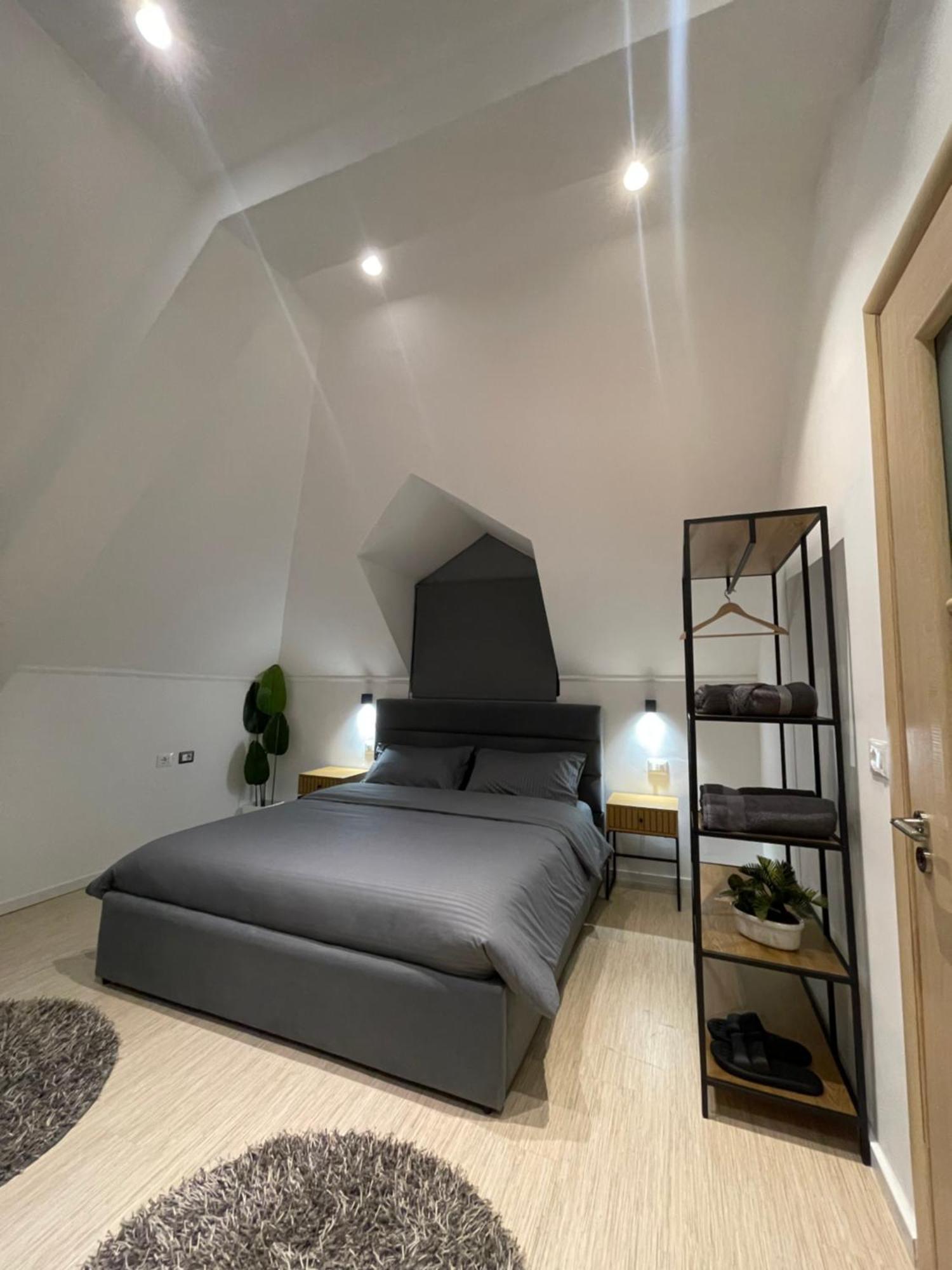 Pog Apartments Tirana Zewnętrze zdjęcie